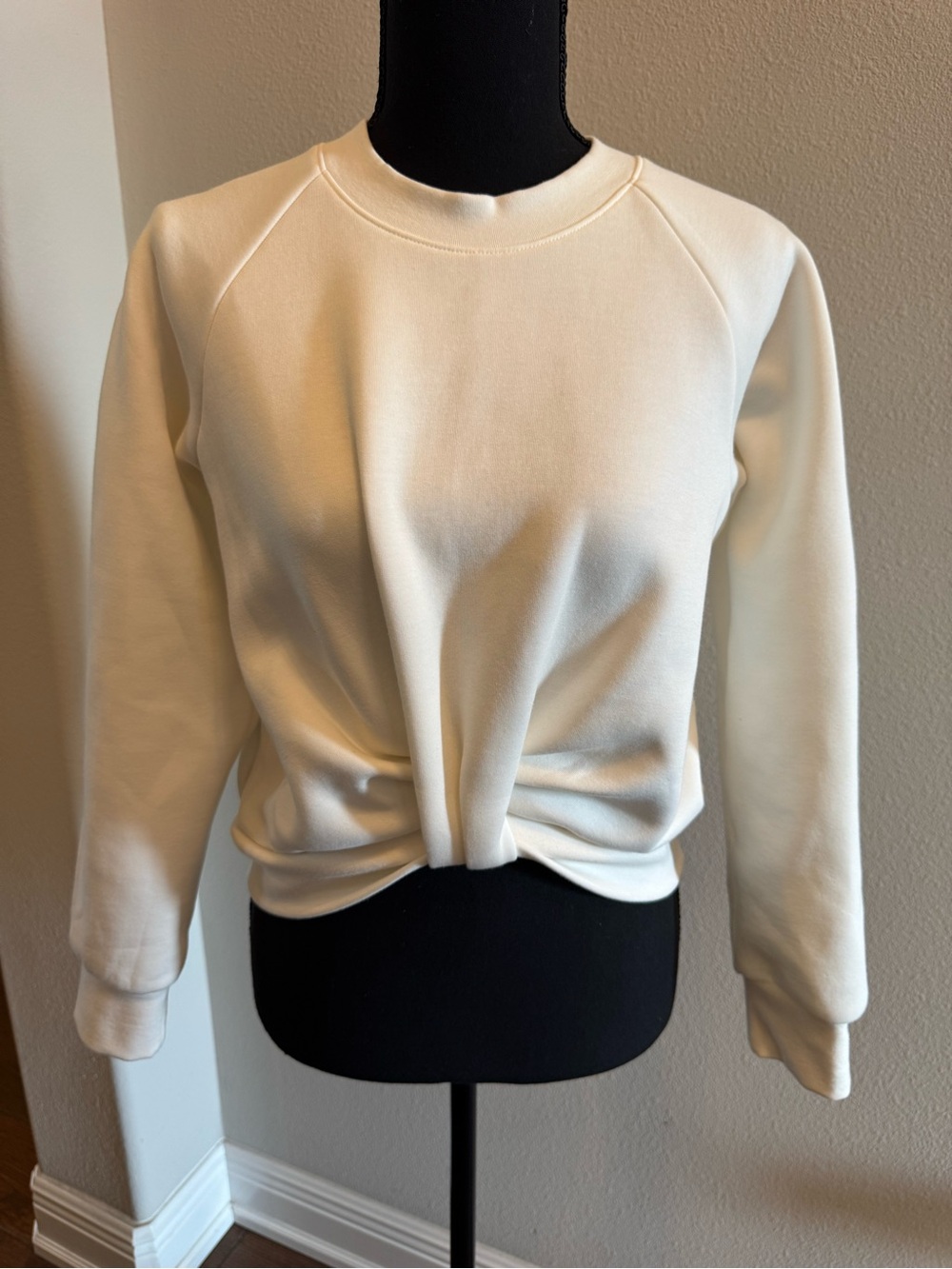 Banana Republic Cream crop sweatshirt NWOT
